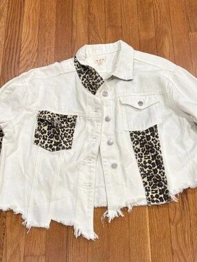 POL Distressed White Denim Jacket with Leopard print - New w/out Tags - Medium